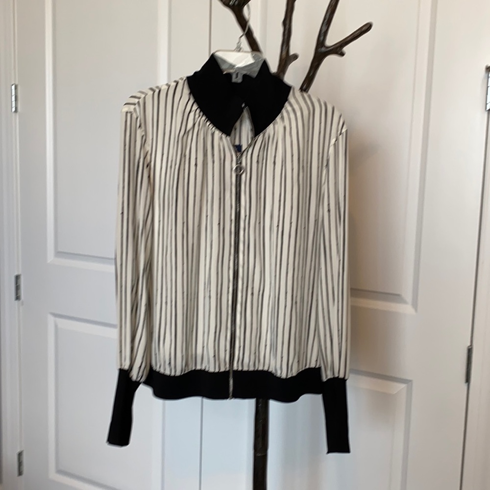 Relative jacket